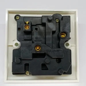 Clopal Multi Light Plug Socket Board – 10A, 220-440V, White